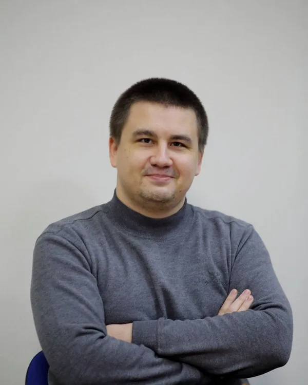 Yuriy Kuzubov, Chess Grandmaster and coach at White Knight Academy